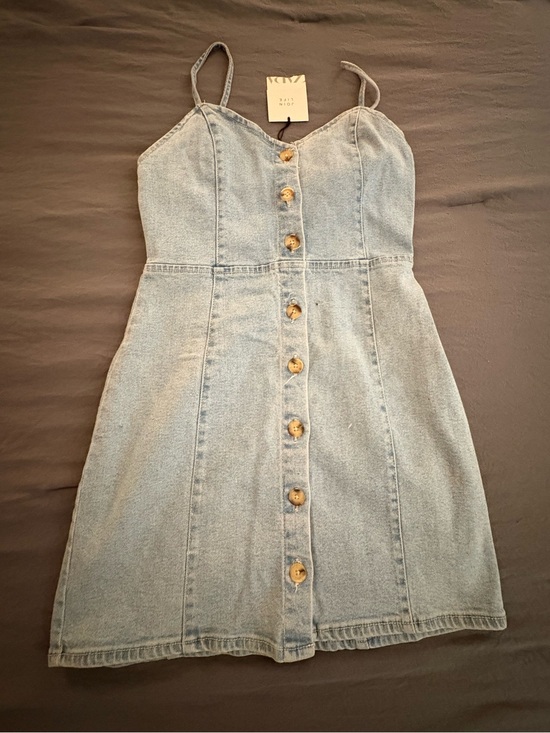 Zara Dresses & Skirts - Zara Light Blue Denim Dress